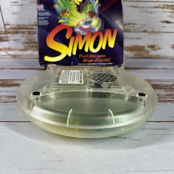 SIMON Electronic Game Ultimate Brain Battle CLEAR Milton Bradley 1994 - Picture 4 of 6